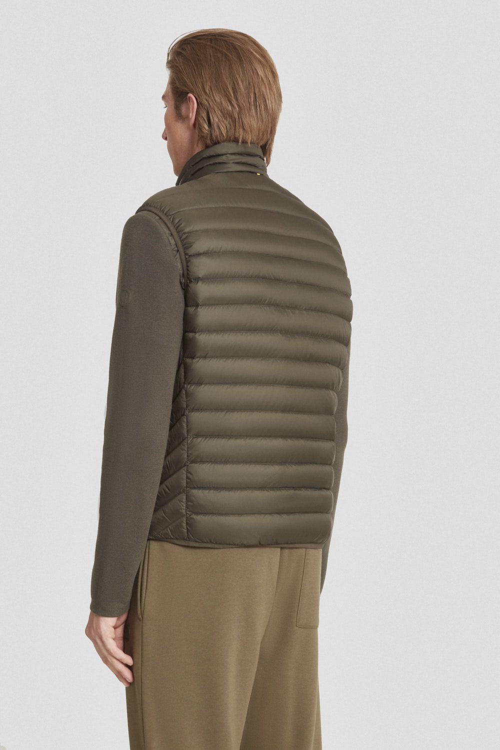 ASTOR_253CFMV20049N3N11D427XXP_3.jpg ASTOR 253CFMV20049N3N11D427XXP 3