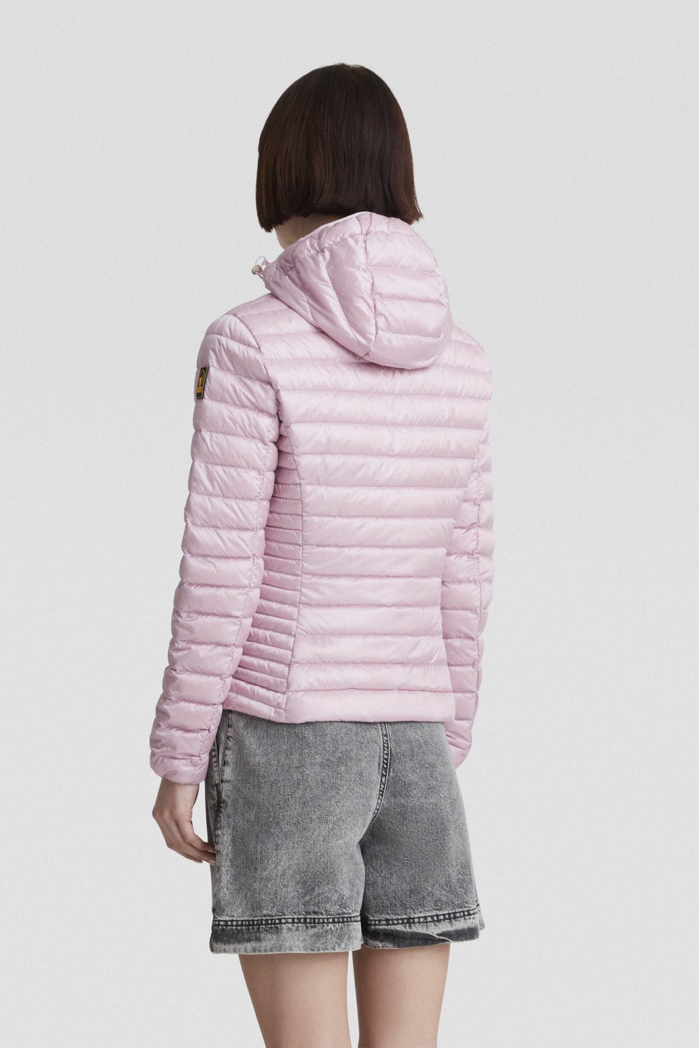 CARRIE-_Piumini-leggeri_205CFWJ00178N1C10D80QXXP_Indossato_3.jpg CARRIE Piumini leggeri 205CFWJ00178N1C10D80QXXP Indossato 3