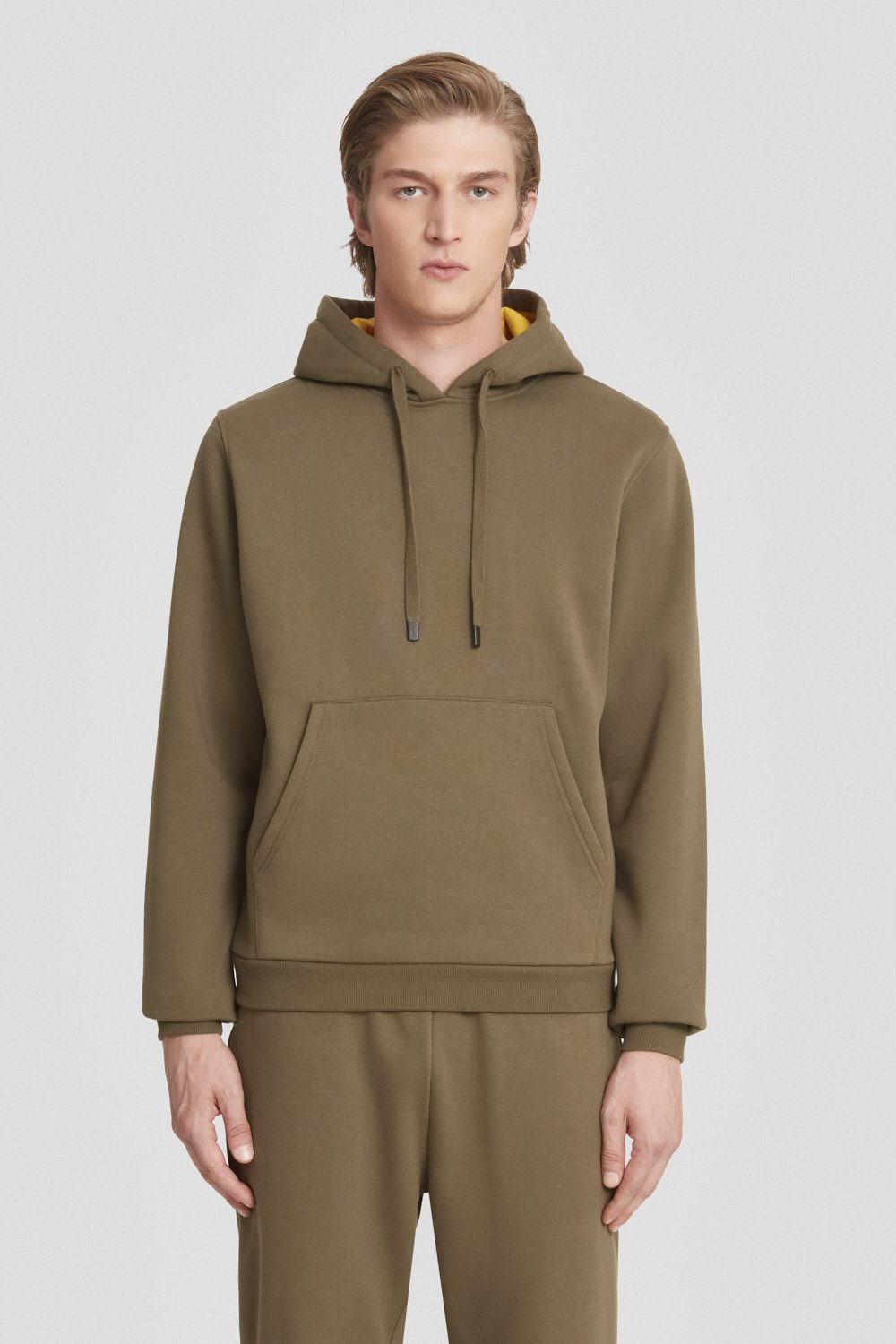 Felpa basica verde militare con cappuccio