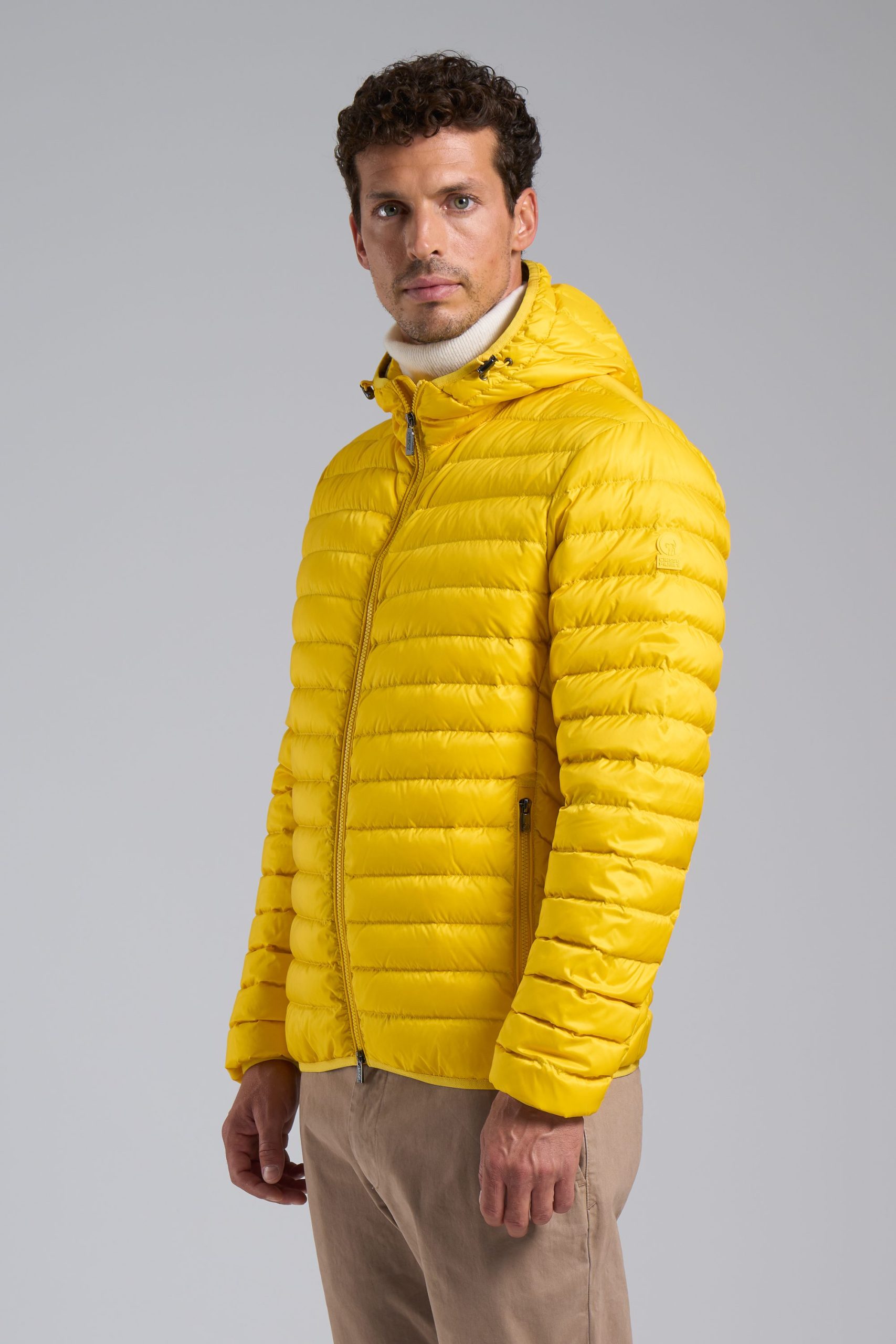 FRANKLIN 2.0 - Piumino 100 grammi giallo con cappuccio in vera piuma 800 fill power