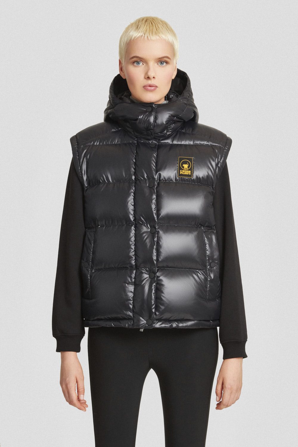 GINNY_253PCWJI3031N3P11D206XXP_2.jpg GINNY 253PCWJI3031N3P11D206XXP 2