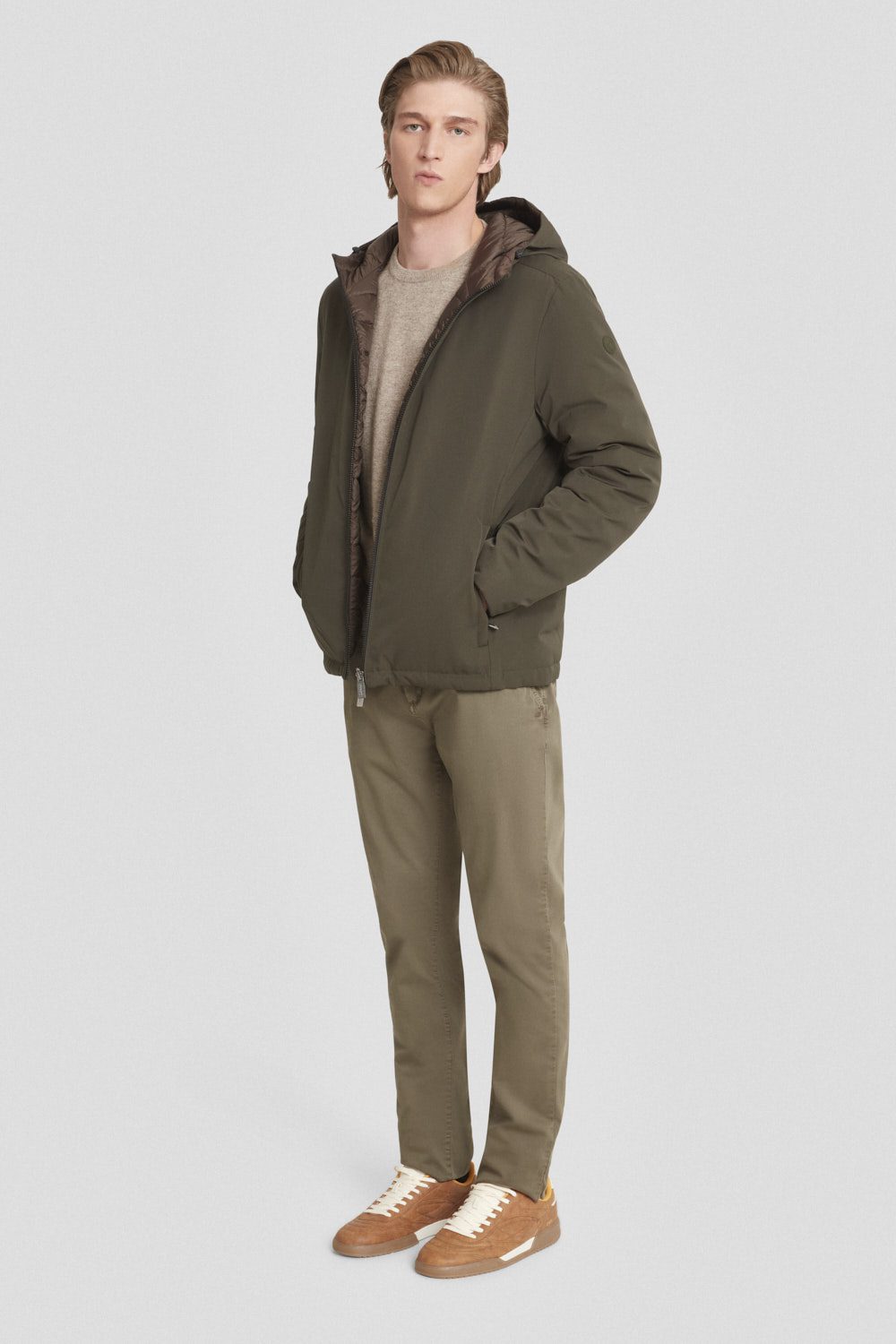 Piumino corto verde militare reversibile