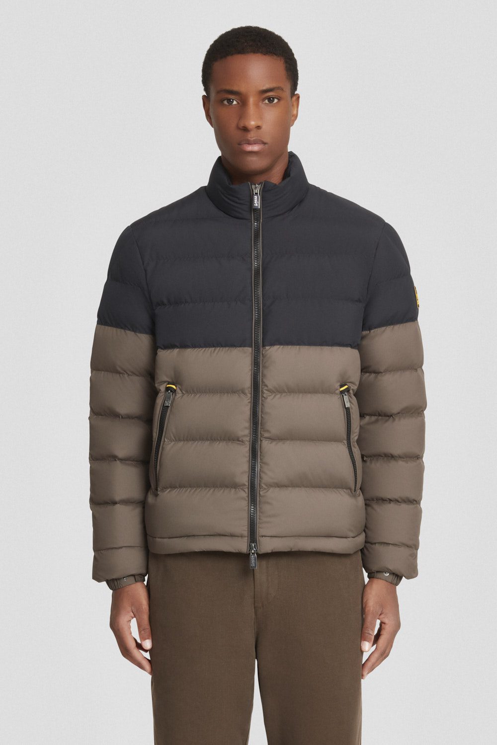 IURI_253CFMJ28541P7N11D206MXP_2.jpg IURI 253CFMJ28541P7N11D206MXP 2