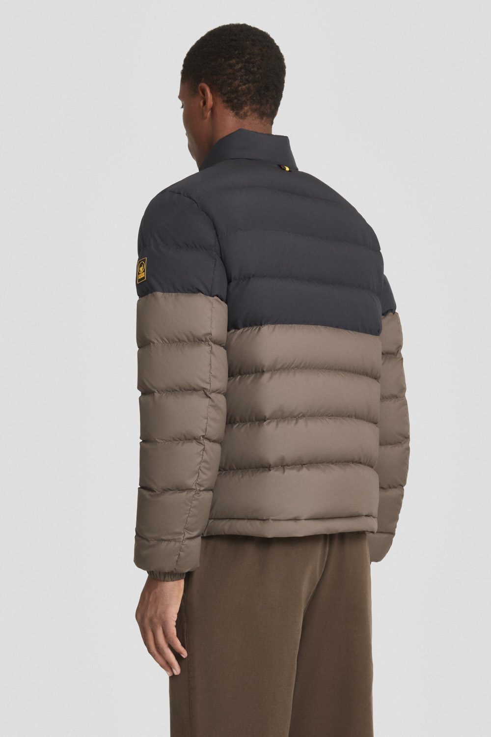 IURI_253CFMJ28541P7N11D206MXP_3.jpg IURI 253CFMJ28541P7N11D206MXP 3