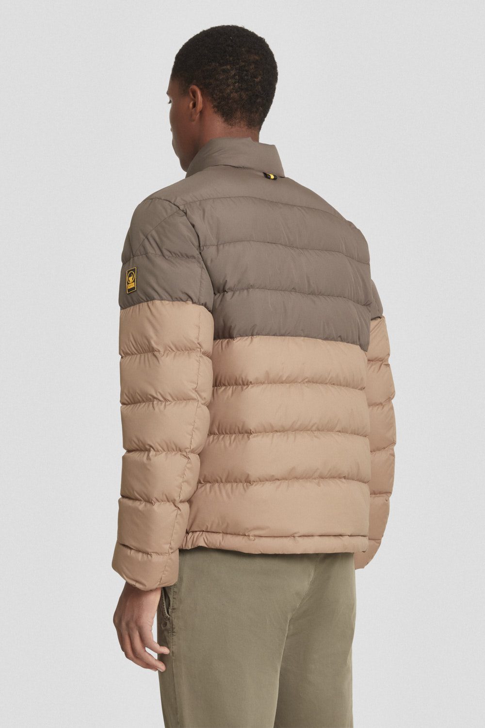 IURI_253CFMJ28541P7N11D71AMXP_3.jpg IURI 253CFMJ28541P7N11D71AMXP 3