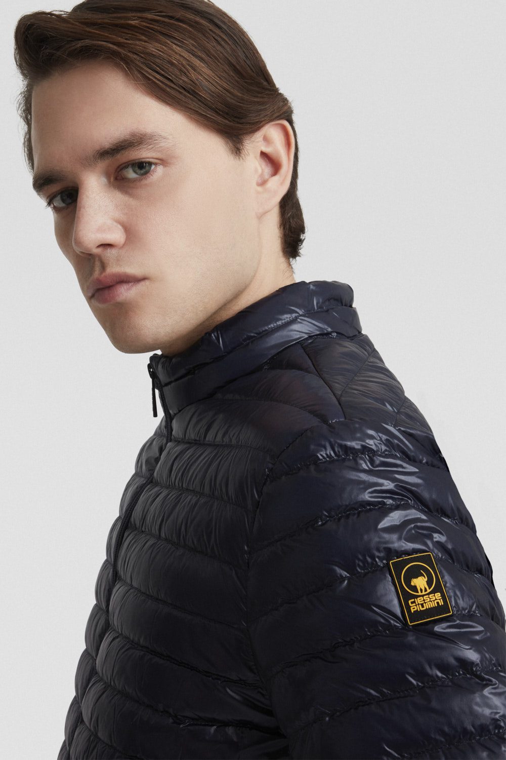 JACKIE-_Piumini-leggeri_255CFMJ28529N0T11D341XXP_Indossato_4.jpg JACKIE Piumini leggeri 255CFMJ28529N0T11D341XXP Indossato 4