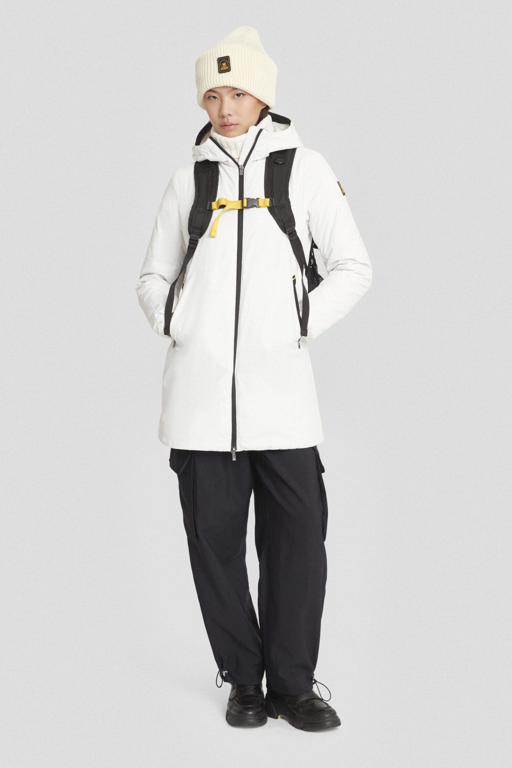 Giacca lunga imbottita bianca con cappuccio