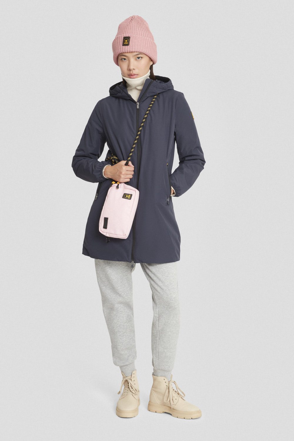 Giacca lunga imbottita blu con cappuccio