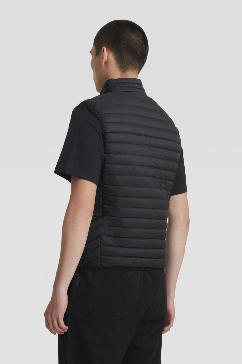 MELVIN-3.0-_Smanicati_255CFMV20128N0210D206XXP_Indossato_3.jpg MELVIN 3.0 Smanicati 255CFMV20128N0210D206XXP Indossato 3