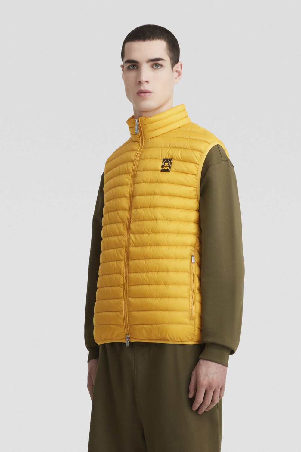 MELVIN-3.0-_Smanicati_255CFMV20128N0210D684XXP_Indossato_2.jpg MELVIN 3.0 Smanicati 255CFMV20128N0210D684XXP Indossato 2