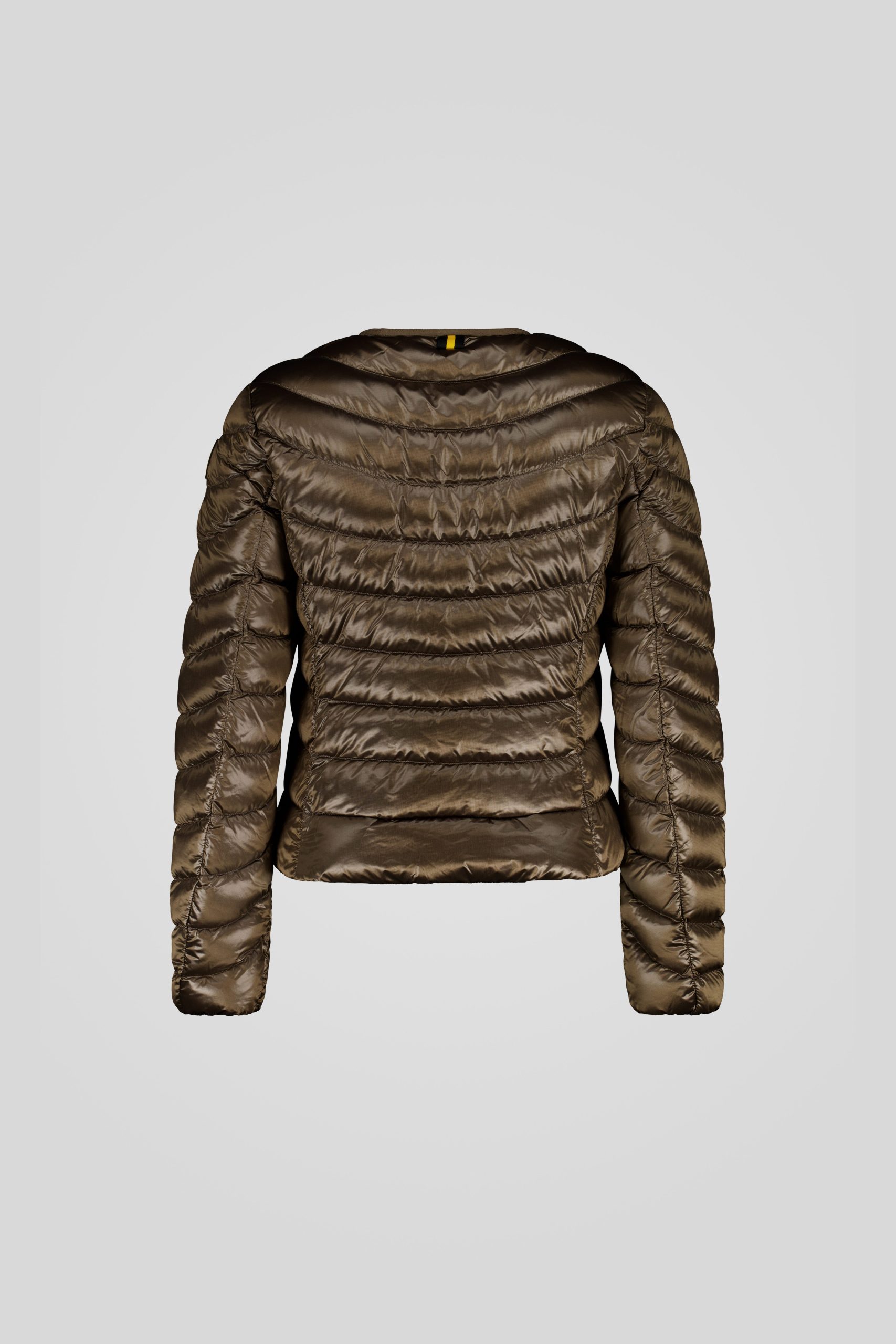 MINNY-_253CFWJ23006_N3O11D_737XXP_Back_TIFF_1.jpg MINNY 253CFWJ23006 N3O11D 737XXP Back TIFF 1 scaled