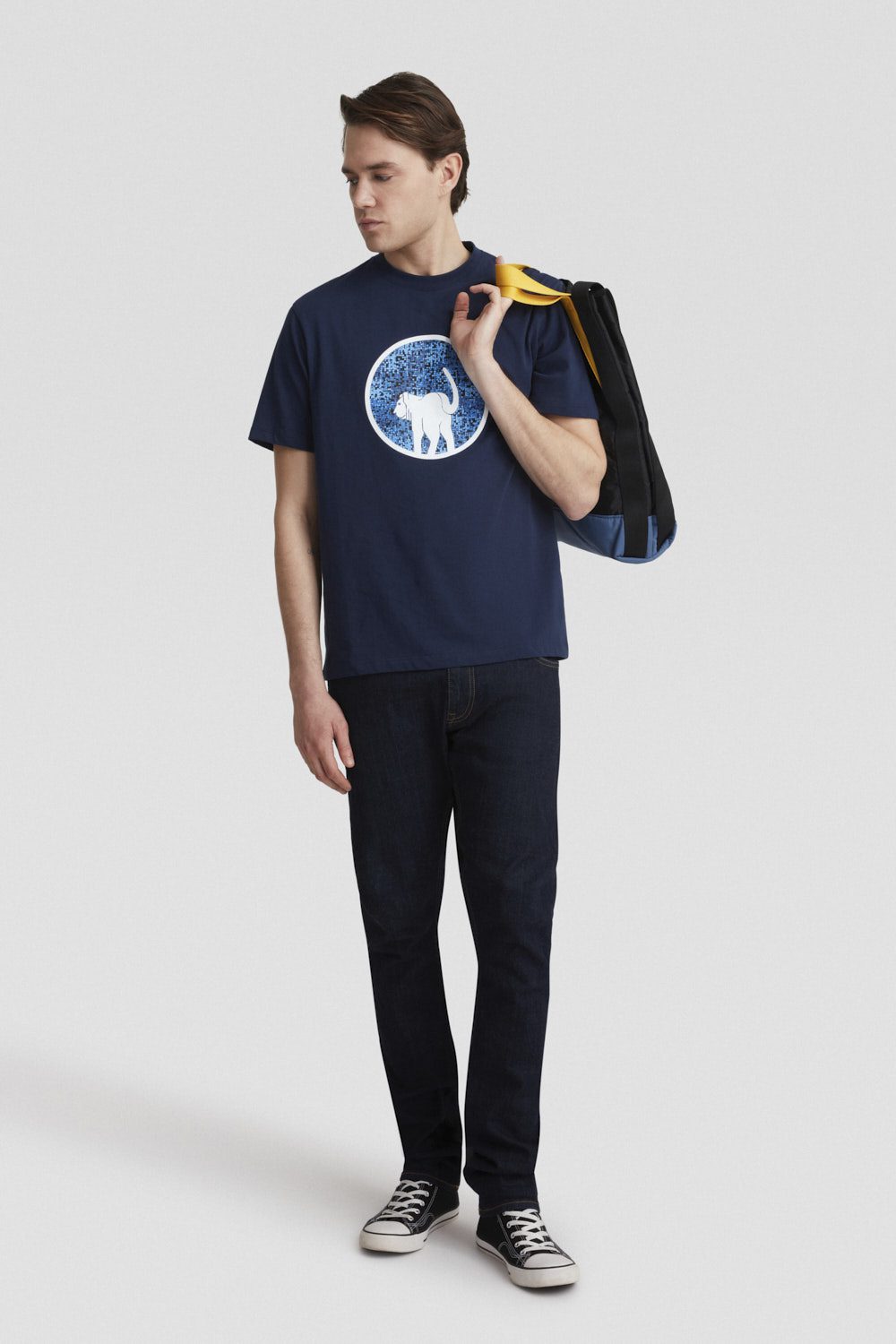 T-shirt girocollo in cotone blu con stampa