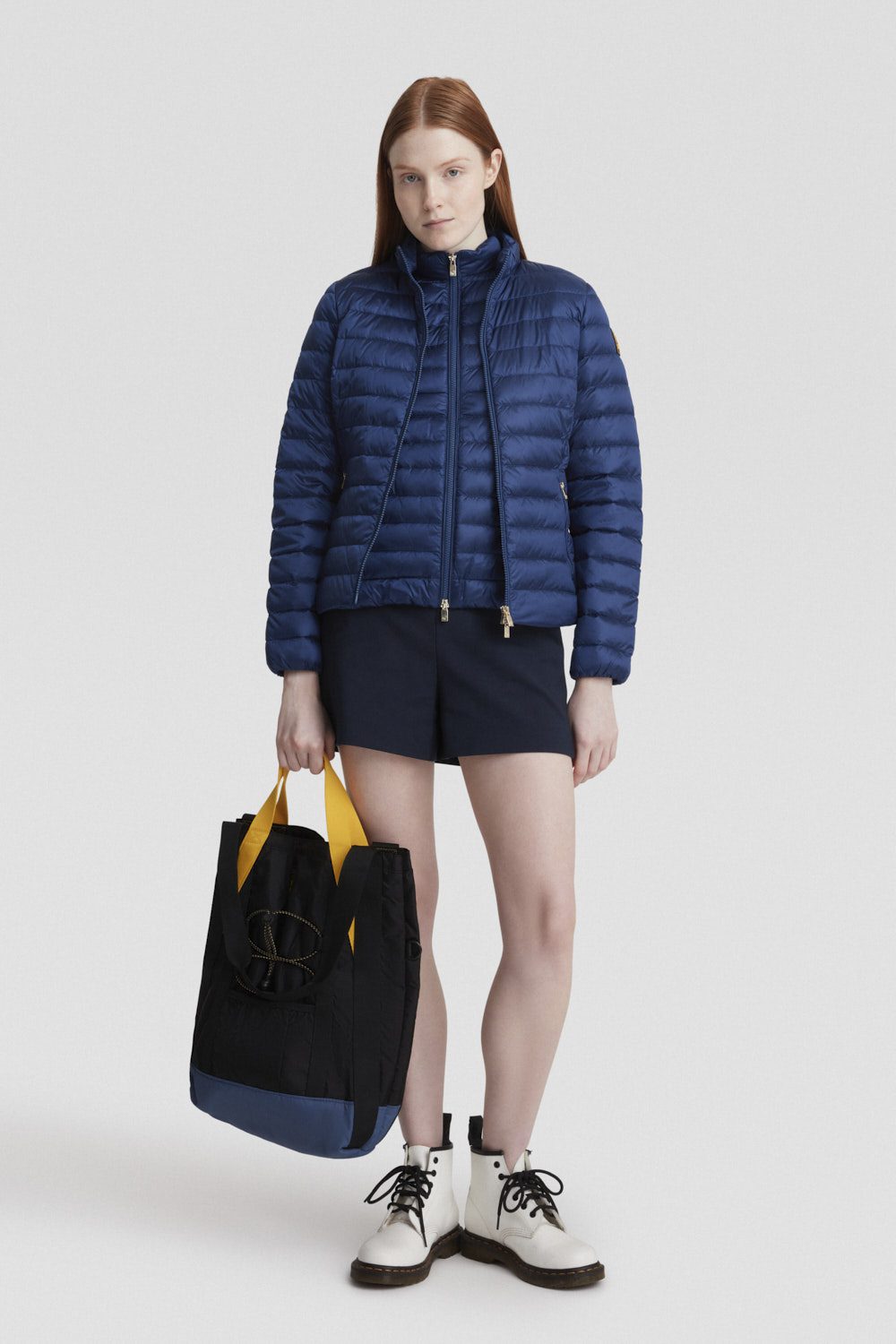 POLA-LONG-_Piumini-leggeri_245CFWJ22563N1C10D334XXP_Indossato_1.jpg POLA LONG Piumini leggeri 245CFWJ22563N1C10D334XXP Indossato 1