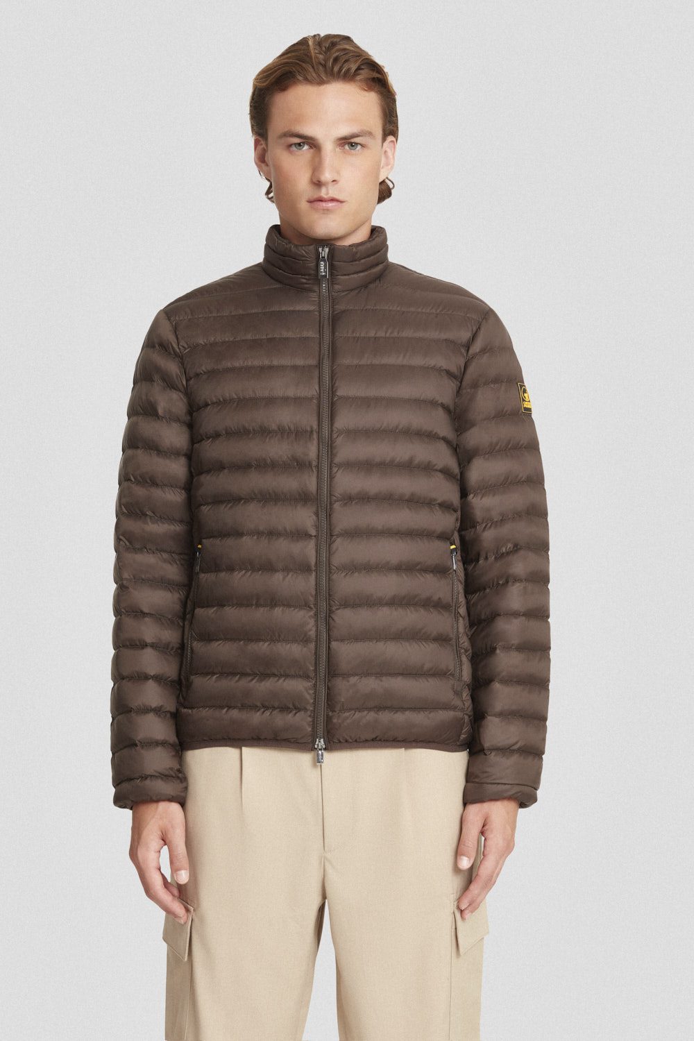 Piumino leggero marrone senza cappuccio