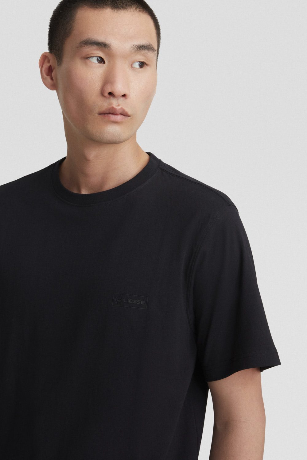 RUPI 2.0 T shirt 255CPMT01666C0E40X206XXX Indossato 4