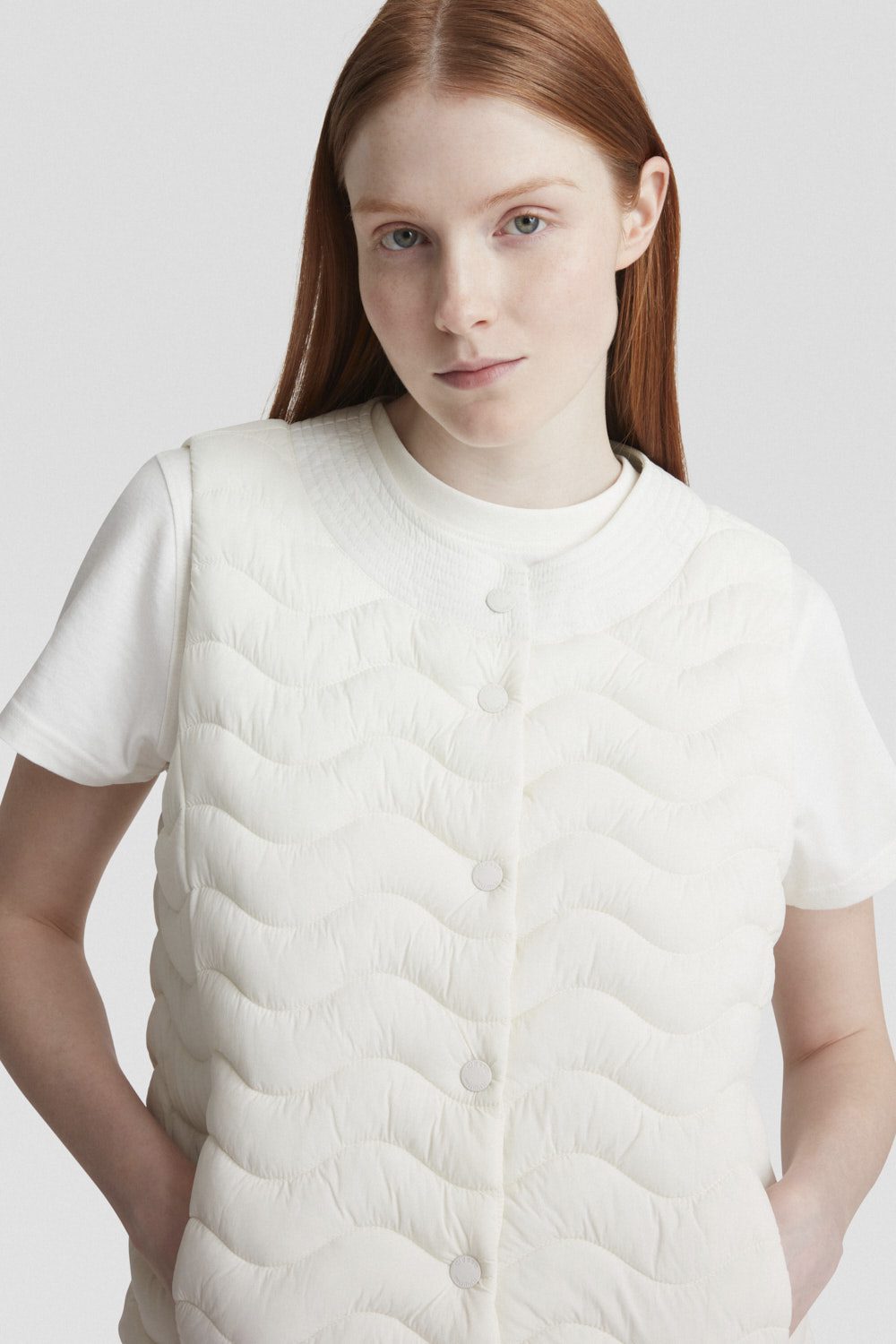 SAGITTA_Gilet_245CFWV42722N1D10D134XXX_Indossato_4.jpg SAGITTA Gilet 245CFWV42722N1D10D134XXX Indossato 4