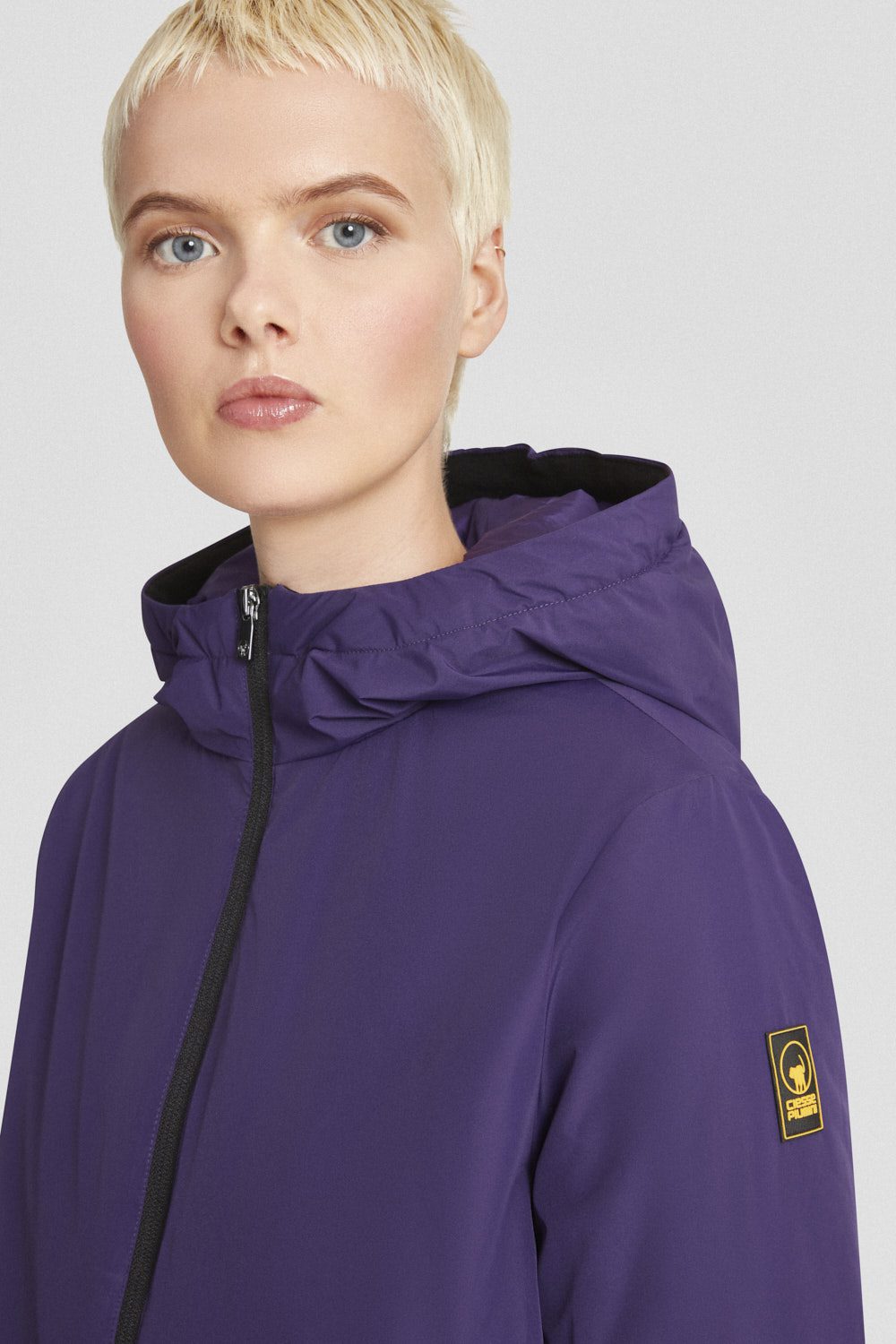 SOFY 253CPWJ03019P1410P82D6XN 4