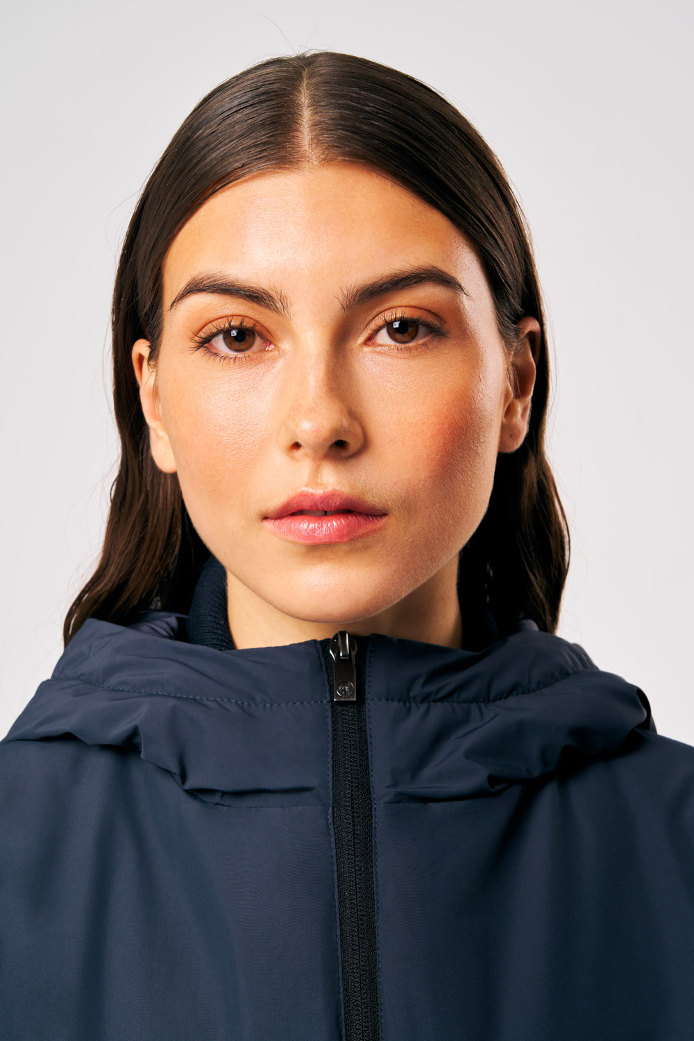 SOFY - LIGHT PADDED HOODIE JACKET_253CPWJ03019_P1410P_3416XN (4) SOFY LIGHT PADDED HOODIE JACKET 253CPWJ03019 P1410P 3416XN 4