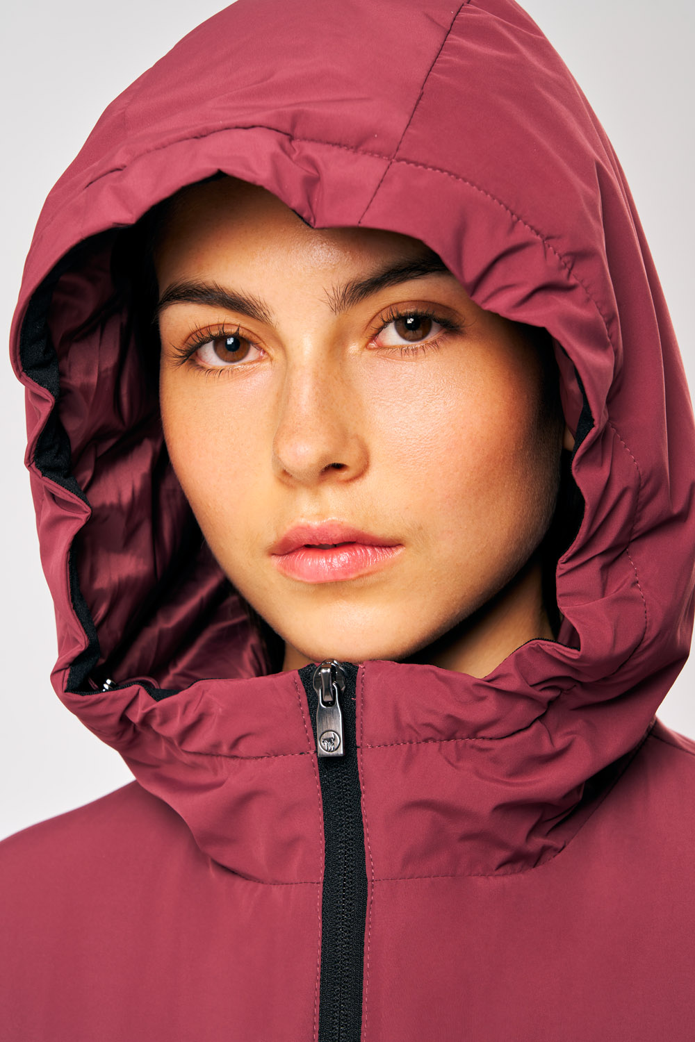 SOFY - LIGHT PADDED HOODIE JACKET_253CPWJ03019_P1410P_5596XN (4) SOFY LIGHT PADDED HOODIE JACKET 253CPWJ03019 P1410P 5596XN 4