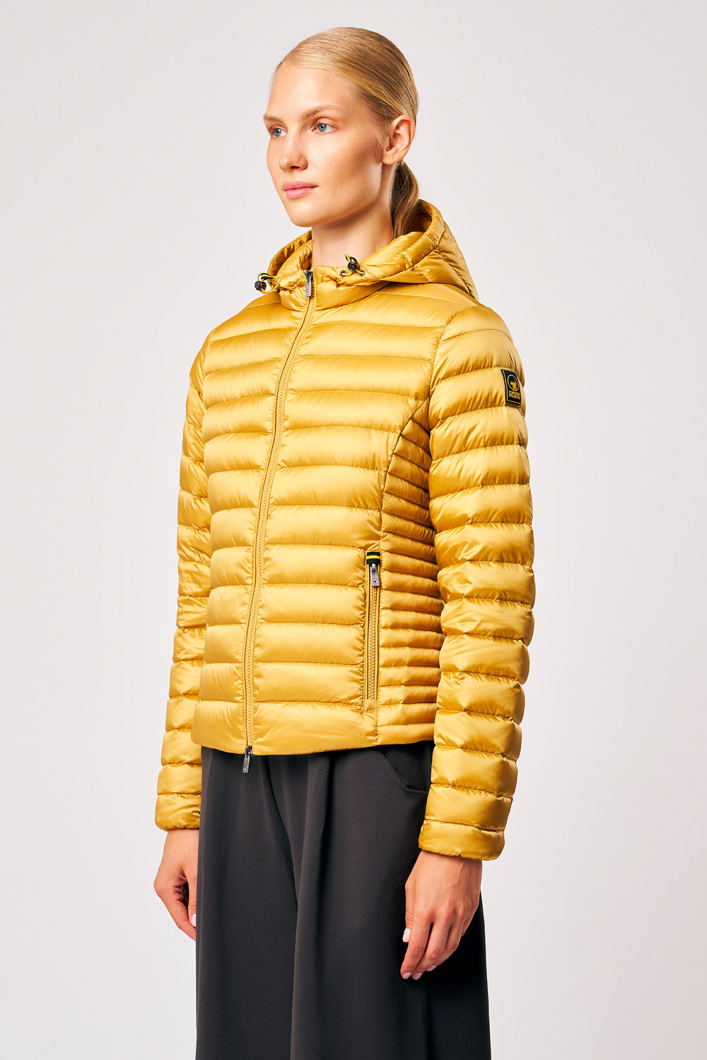 Aghata 2.0 - Piumino 100 grammi donna con cappuccio giallo