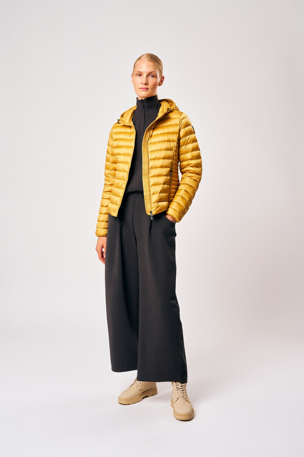 AGHATA 2.0 - 800FP LIGHT DOWN HOODY JACKET_253CFWJ02098_N1C10D_60ZXXP_3 AGHATA 2.0 800FP LIGHT DOWN HOODY JACKET 253CFWJ02098 N1C10D 60ZXXP 3