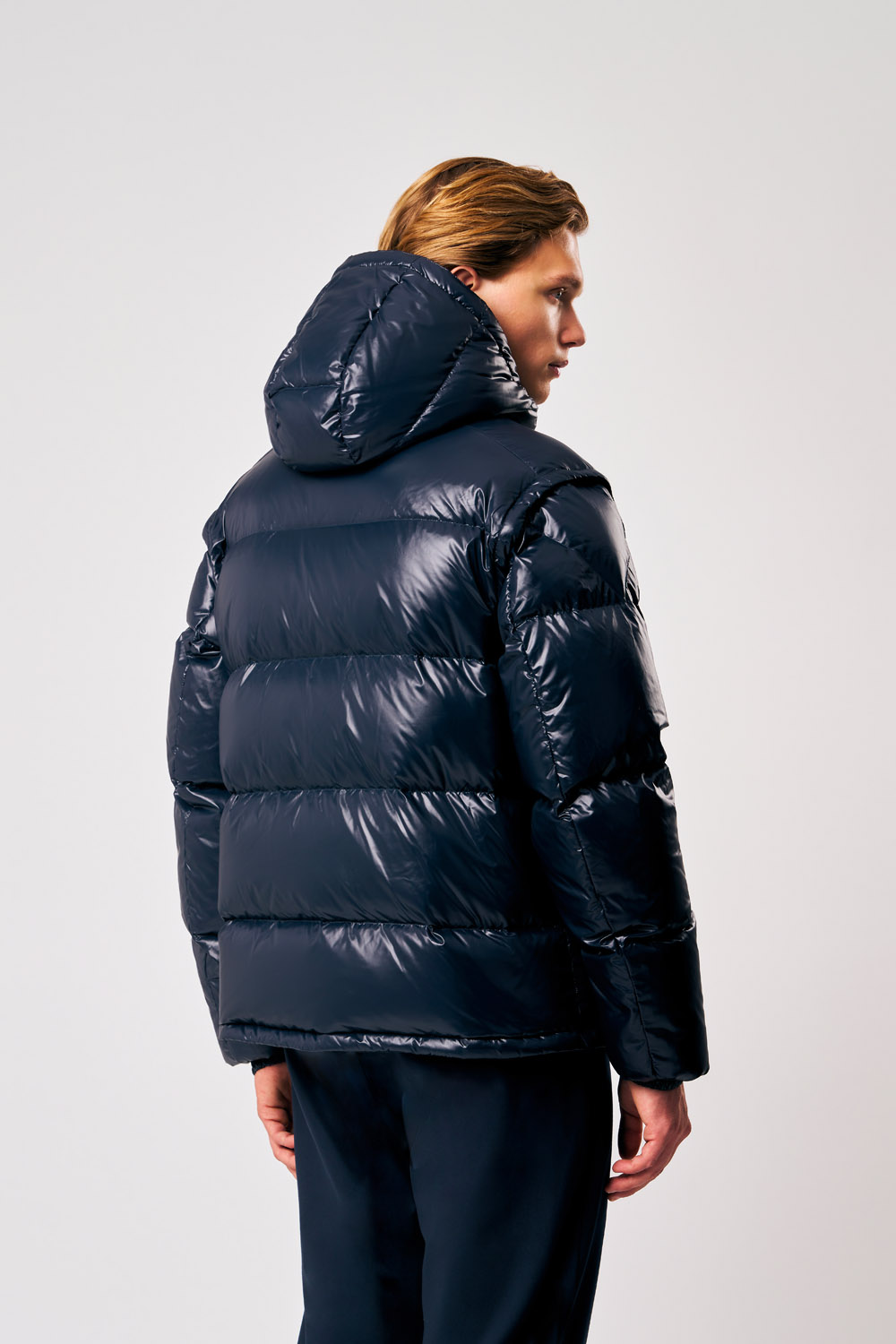ANTON - JKT WITH DETACHABLE HOOD AND SLEEVES_253PCMJI8560_N3P11D_3414XP_3 ANTON JKT WITH DETACHABLE HOOD AND SLEEVES 253PCMJI8560 N3P11D 3414XP 3