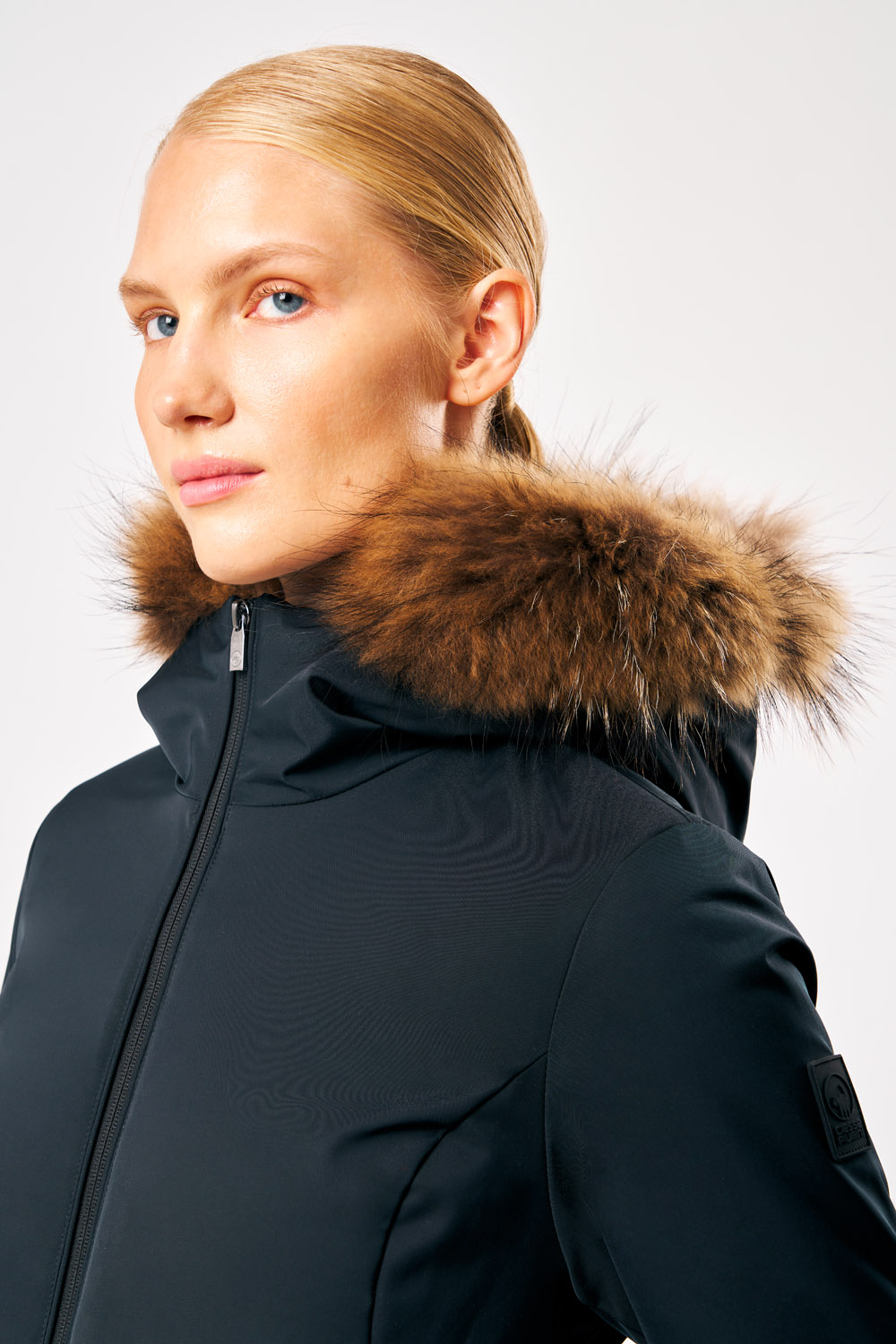 BILIANA - LIGHT PADDED JKT WITH DETACHABLE REAL FUR_263PCWJ03231_P6Y11P_206XXN_4 BILIANA LIGHT PADDED JKT WITH DETACHABLE REAL FUR 263PCWJ03231 P6Y11P 206XXN 4