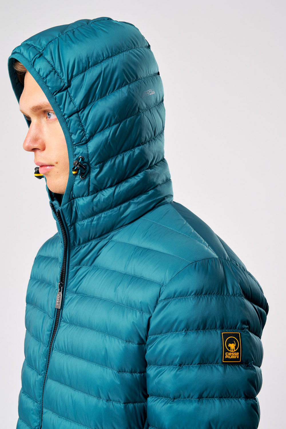FRANKLIN 3.0 - 800FP LIGHT DOWN HOODY JACKET_253CFMJ00062_N0210D_32CXXP (4) FRANKLIN 3.0 800FP LIGHT DOWN HOODY JACKET 253CFMJ00062 N0210D 32CXXP 4