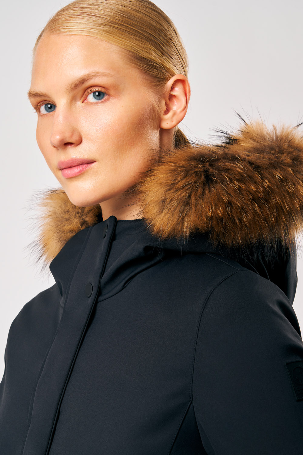 LOLITA real fur - SOFTSHELL PARKA WITH DETACHABLE REAL FUR_263PCWC33218_P9Z25D_206XXP_4 LOLITA real fur SOFTSHELL PARKA WITH DETACHABLE REAL FUR 263PCWC33218 P9Z25D 206XXP 4