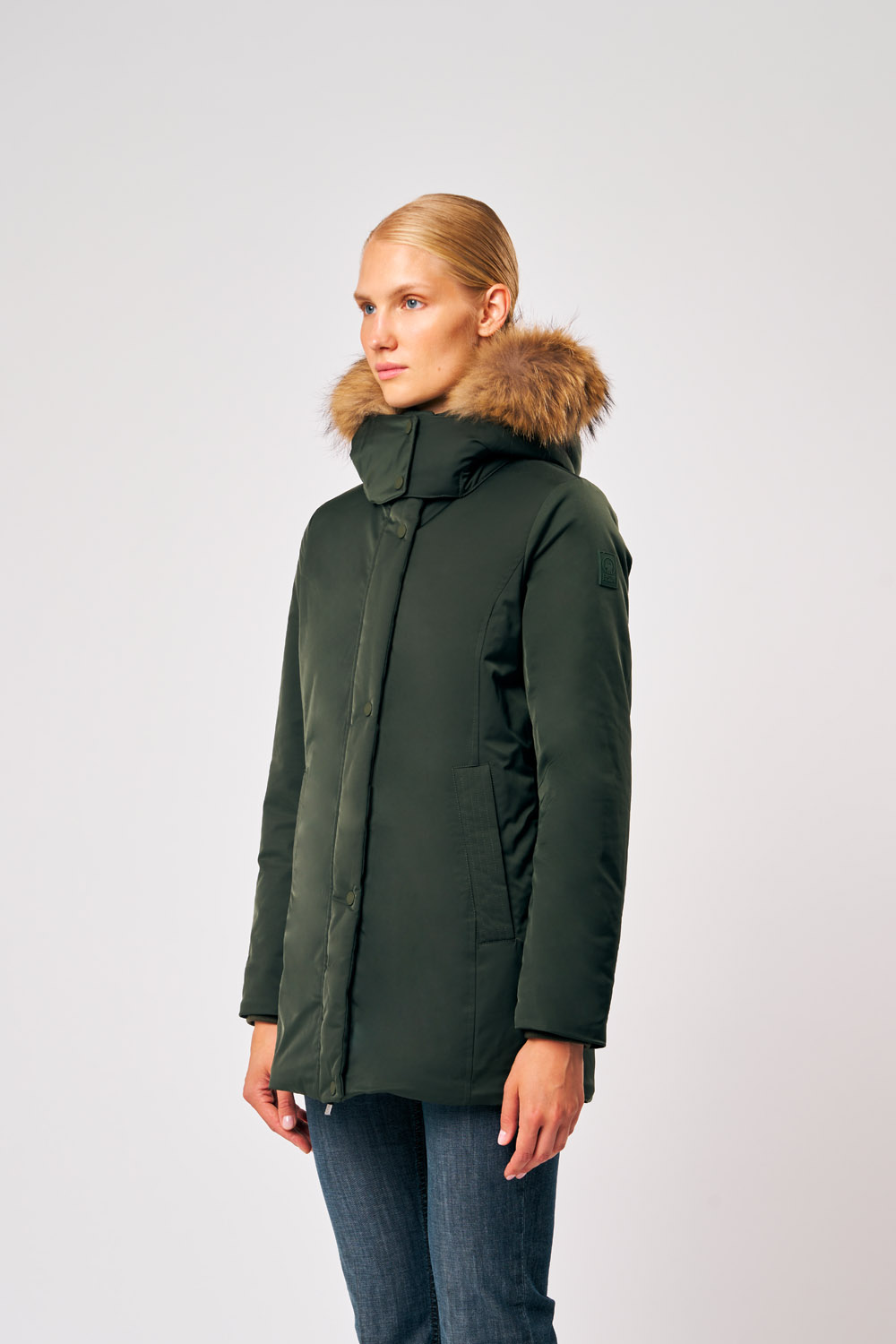 LUANA - LIGHT PADDED PARKA WITH DETACHABLE REAL FUR_263PCWC73224_P6Y11P_43DXXN_1 2 LUANA LIGHT PADDED PARKA WITH DETACHABLE REAL FUR 263PCWC73224 P6Y11P 43DXXN 1 2