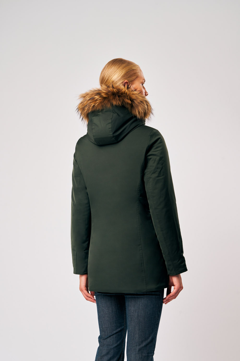 LUANA - LIGHT PADDED PARKA WITH DETACHABLE REAL FUR_263PCWC73224_P6Y11P_43DXXN_2 2 LUANA LIGHT PADDED PARKA WITH DETACHABLE REAL FUR 263PCWC73224 P6Y11P 43DXXN 2 2