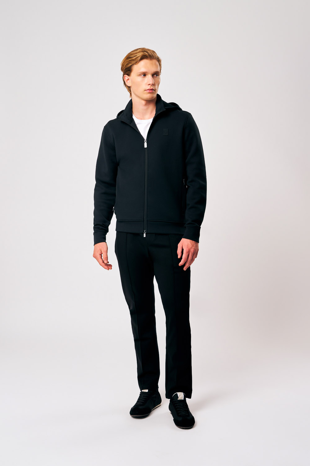 NAKU 4.0 - TECH FLEECE WITH DETACHABLE HOOD_263PCMFD8394_P4Z20X_206XXN_1 NAKU 4.0 TECH FLEECE WITH DETACHABLE HOOD 263PCMFD8394 P4Z20X 206XXN 1