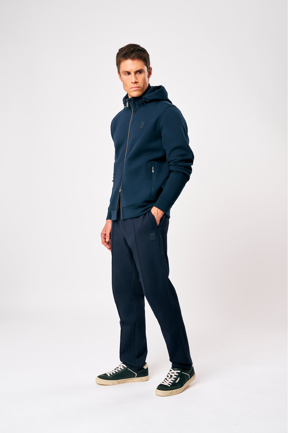 NAKU 4.0 - TECH FLEECE WITH DETACHABLE HOOD_263PCMFD8394_P4Z20X_341XXN_3 NAKU 4.0 TECH FLEECE WITH DETACHABLE HOOD 263PCMFD8394 P4Z20X 341XXN 3
