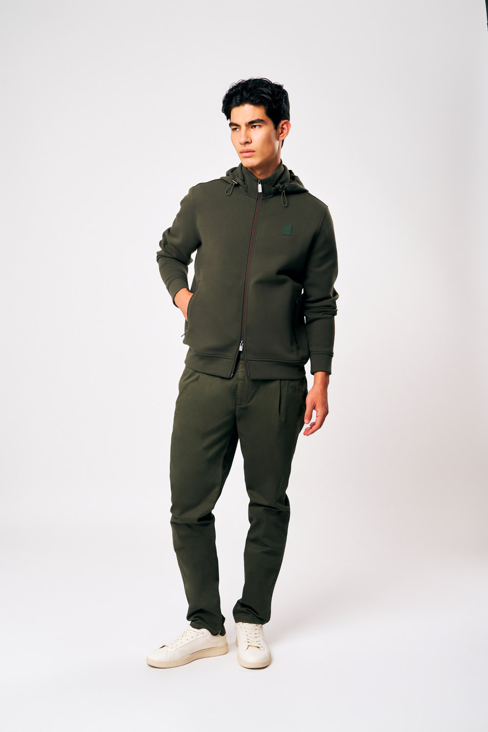 NAKU 4.0 - TECH FLEECE WITH DETACHABLE HOOD_263PCMFD8394_P4Z20X_43DXXN (1) NAKU 4.0 TECH FLEECE WITH DETACHABLE HOOD 263PCMFD8394 P4Z20X 43DXXN 1 1
