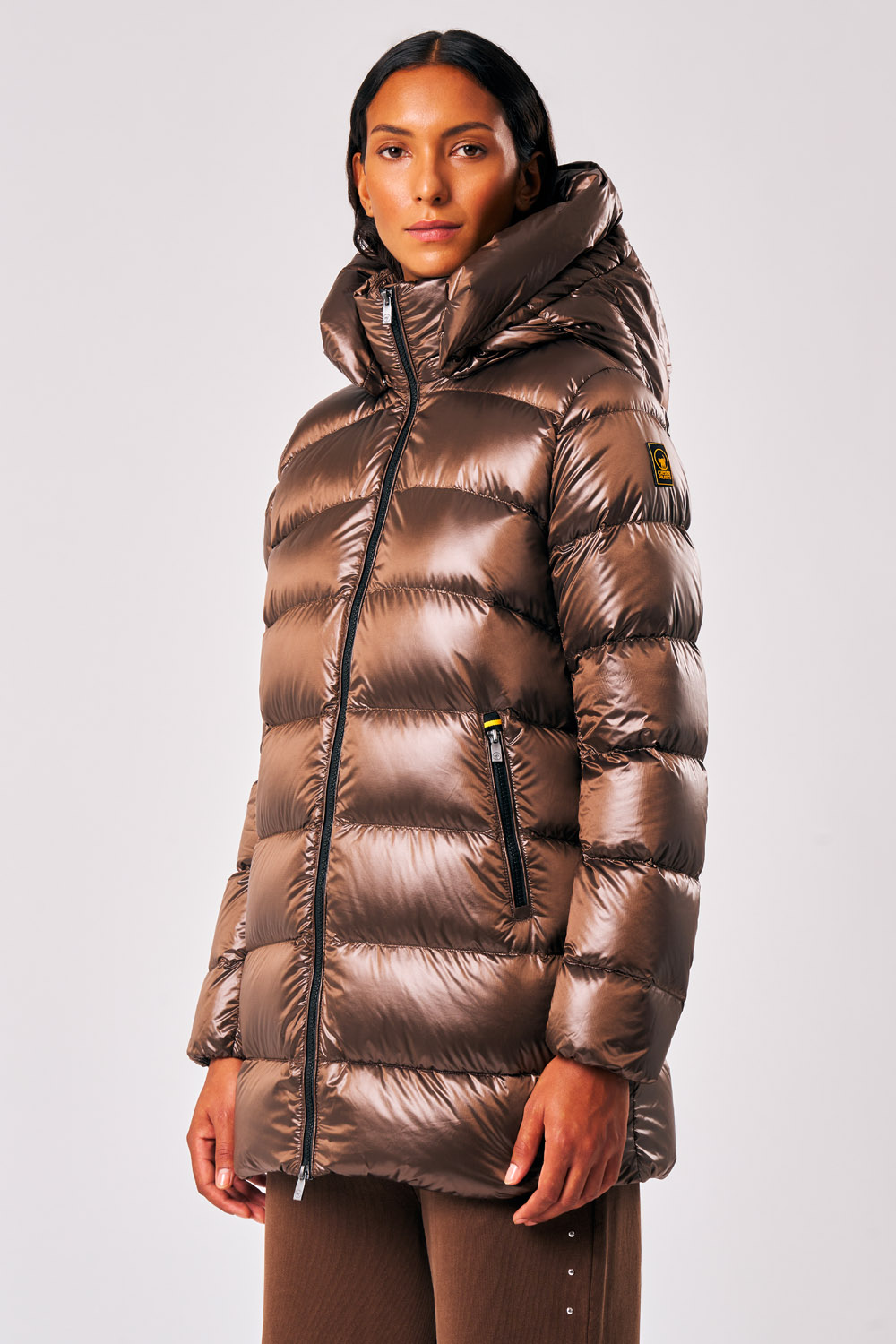 BELLA - 800FP LIGHT DOWN COAT WITH DETACHABLE HOOD_253CFWJI3018_N3O11D_71S7XP_3 BELLA 800FP LIGHT DOWN COAT WITH DETACHABLE HOOD 253CFWJI3018 N3O11D 71S7XP 3