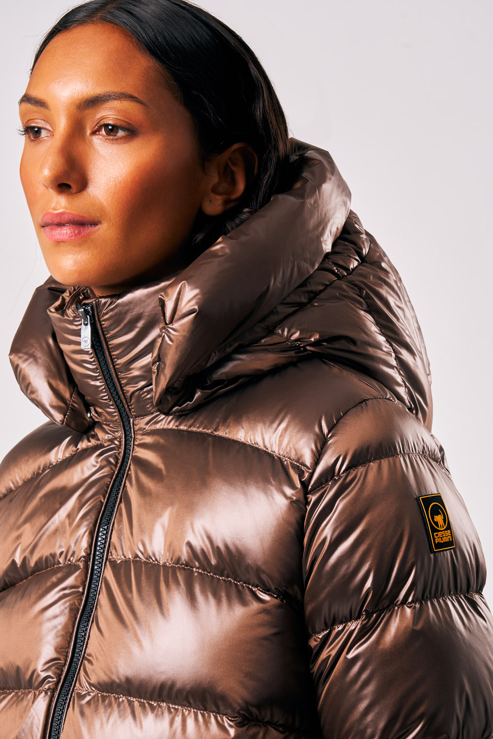 BELLA - 800FP LIGHT DOWN COAT WITH DETACHABLE HOOD_253CFWJI3018_N3O11D_71S7XP_4 BELLA 800FP LIGHT DOWN COAT WITH DETACHABLE HOOD 253CFWJI3018 N3O11D 71S7XP 4