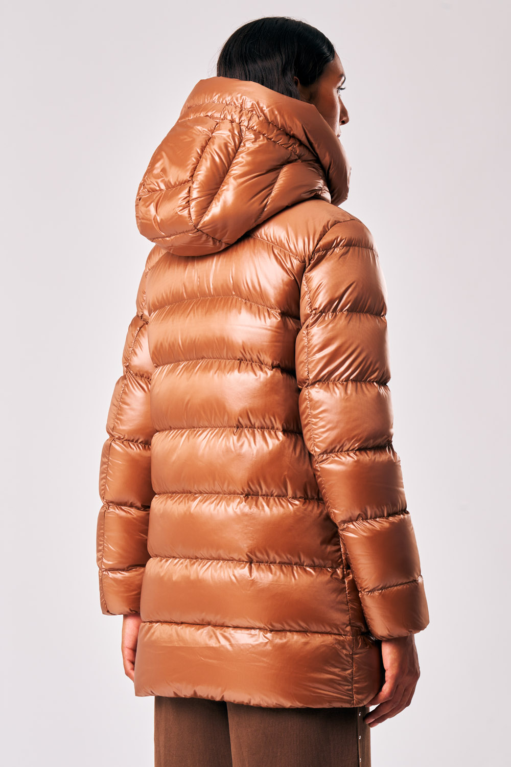 BELLA - 800FP LIGHT DOWN COAT WITH DETACHABLE HOOD_253CFWJI3018_N3O11D_71TXXP_1 BELLA 800FP LIGHT DOWN COAT WITH DETACHABLE HOOD 253CFWJI3018 N3O11D 71TXXP 1
