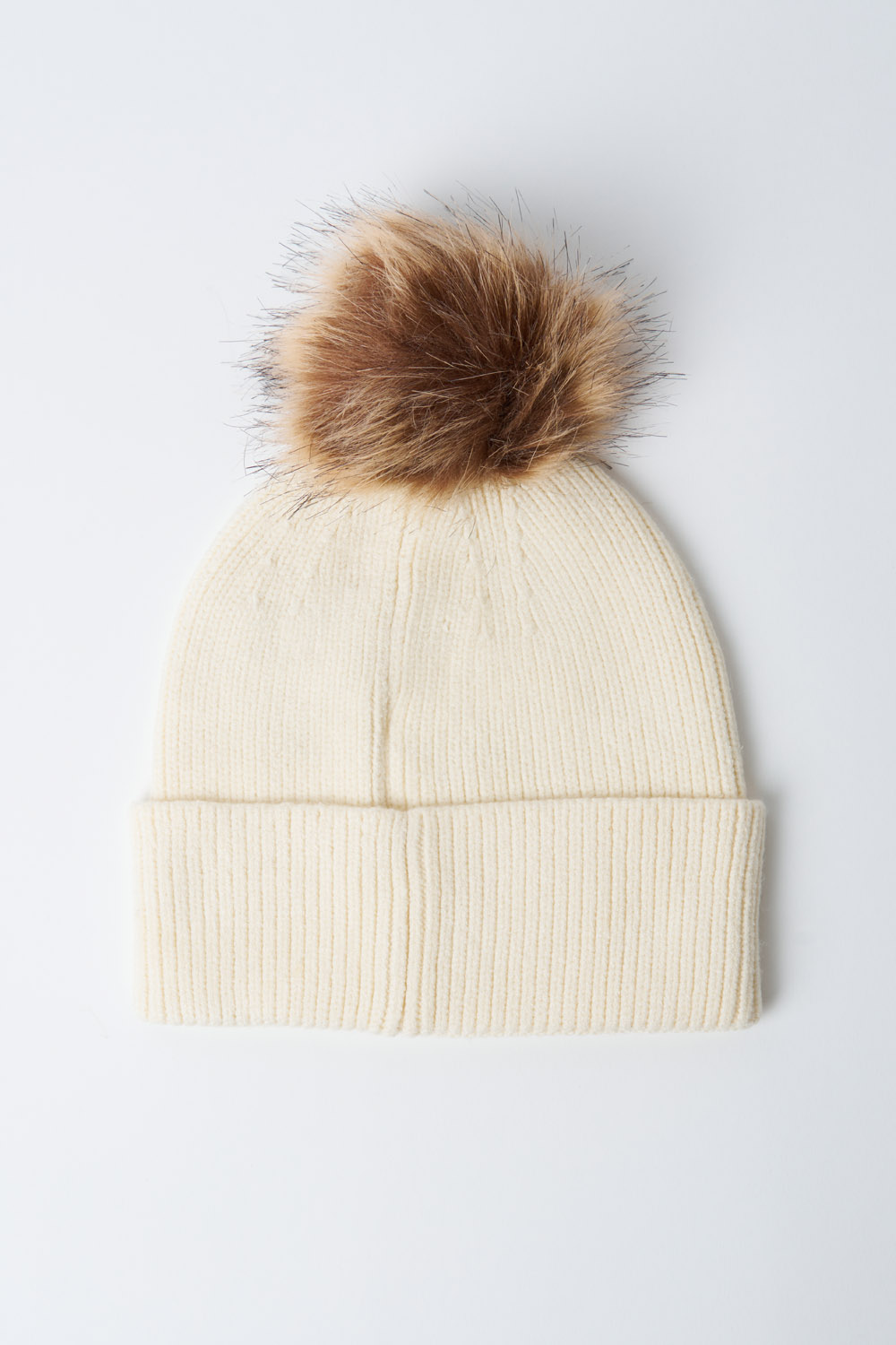 VEGA FAKE FUR POM POM BEANIE 263ACWA03253 V1230X 117XXX 3