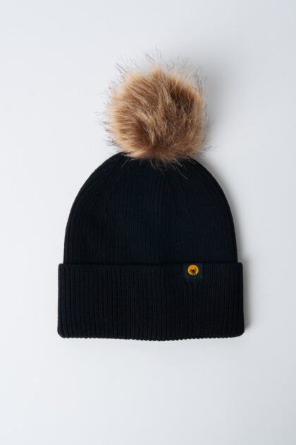 VEGA FAKE FUR POM POM BEANIE 263ACWA03253 V1230X 206XXX 1 1